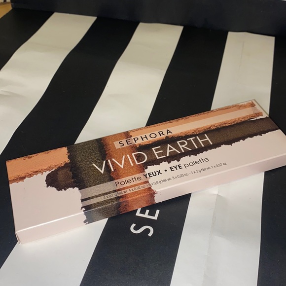 Sephora: Vivid earth Pallette - Picture 3 of 5